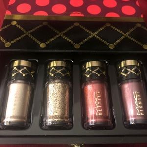 NEW -MAC limited edition pigments
